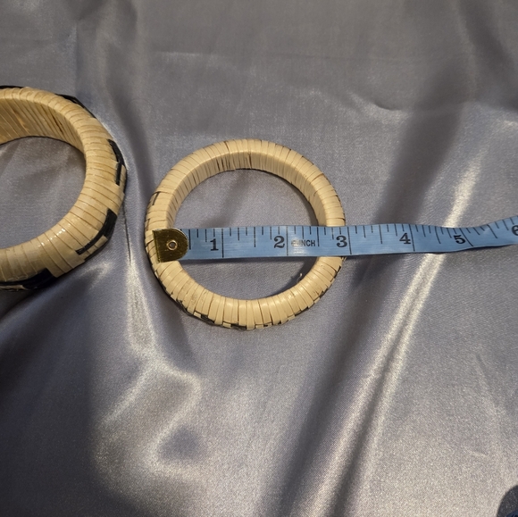 Two Rattan Cream And Black Bangles Bracelets - Picture 7 of 7